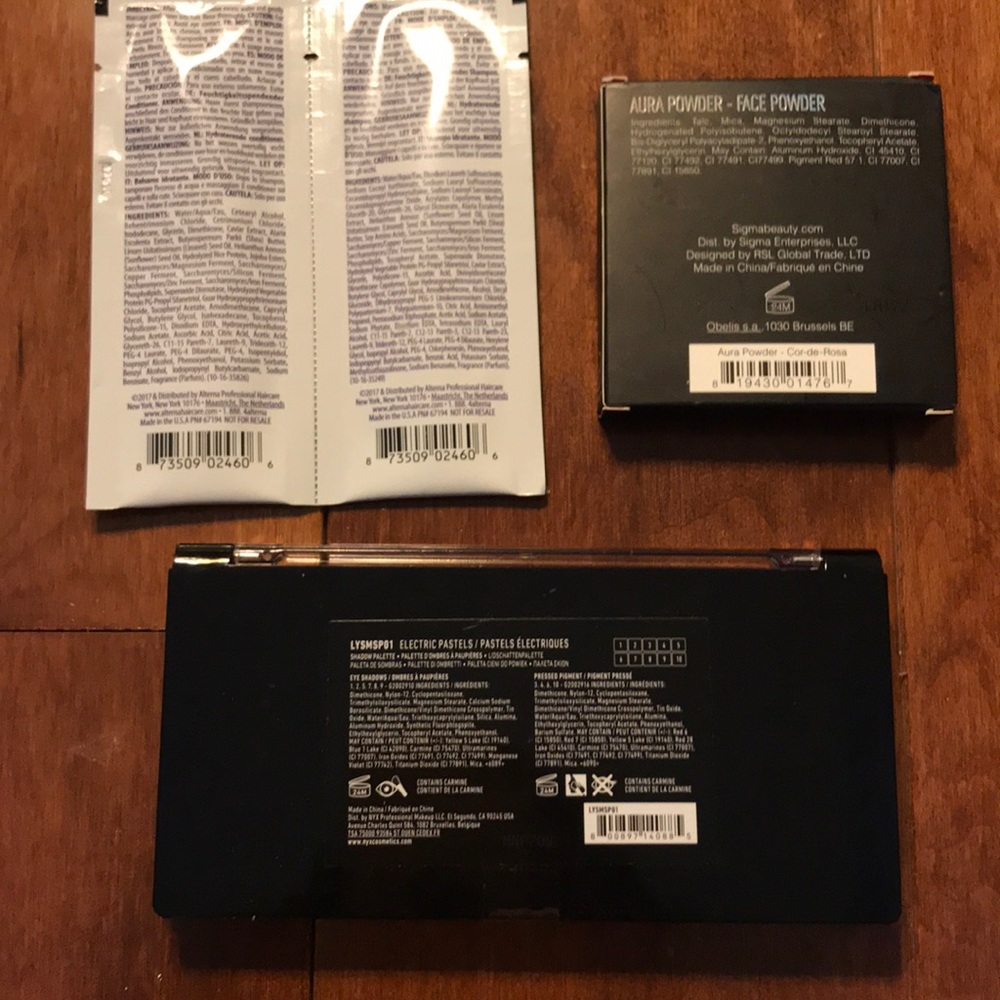 🙂 Makeup Bundle Set 🙂 - Picture 2 of 2